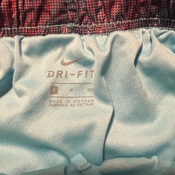 Nike women’s running Tempo shorts Lot of Four Size Small - Picture 3 of 6